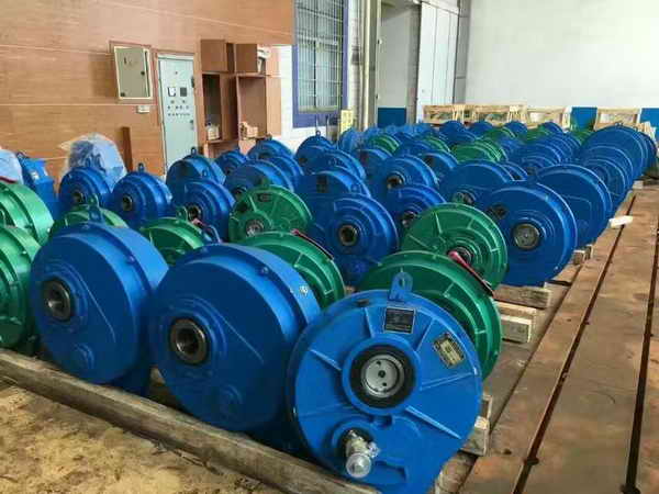 geared motor, gearbox, gear reducer, reducer, insdurial gearbox (33)